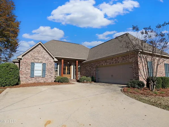 104 Windward Ct, Canton, MS 39046
