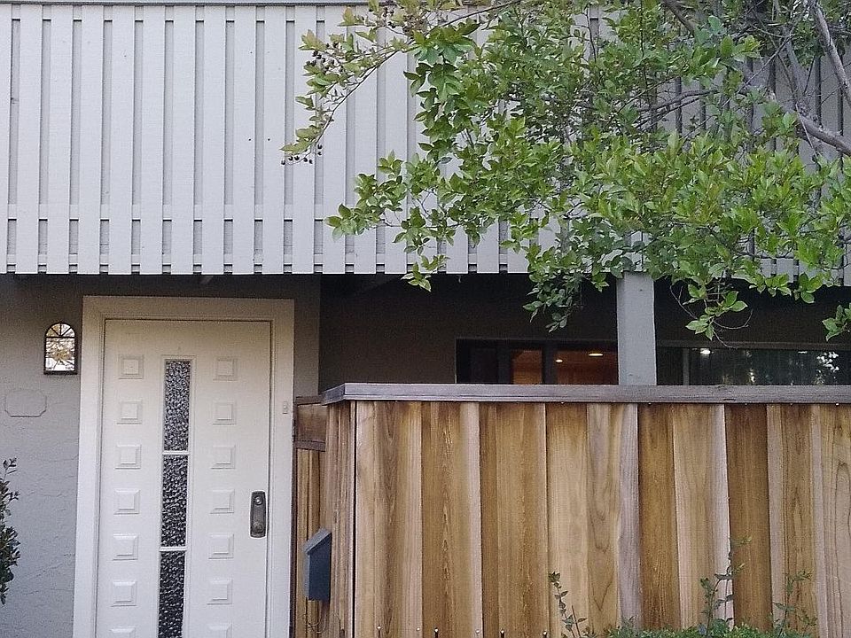 1st image of 1155 Weyburn Ln APT 6