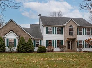 2491 Cairnwell Dr, Belvidere, IL 61008