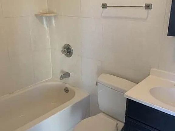 5th image of 1267 Rogers Ave #2A