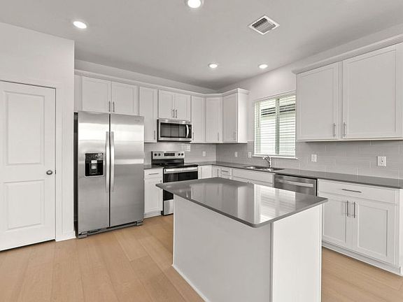 Open Kitchen
