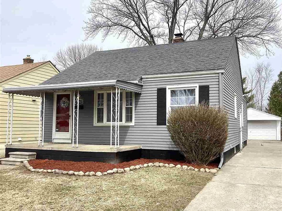 1st image of 19009 Woodcrest St