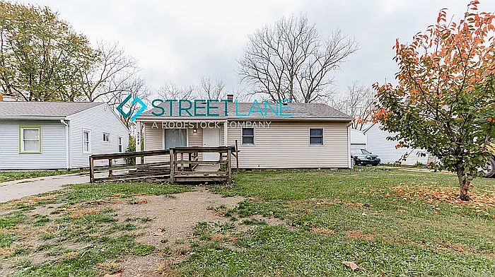 1st image of 3544 N Hawthorne Ln