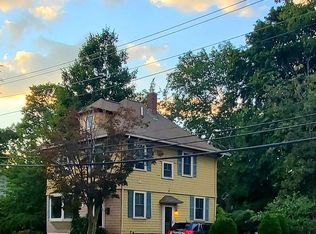 121 Post Rd, Warwick, RI 02888