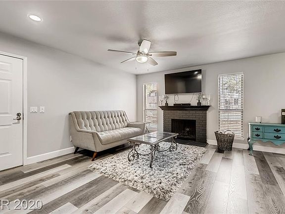 3rd image of 2812 Bluegill Way Unit B