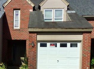 1249 Hillock Xing, Virginia Beach, VA 23455