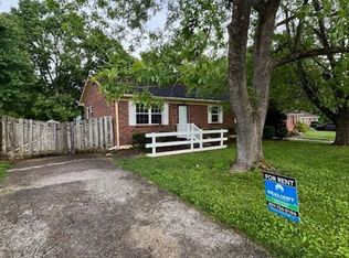 233 Shreveport Dr, Nicholasville, KY 40356