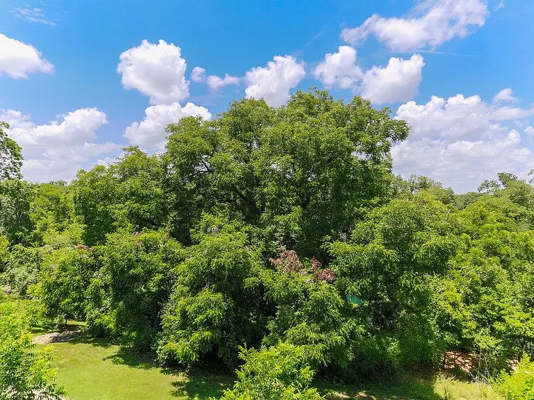 1900 Barton Springs Rd #2034 — Photo 17