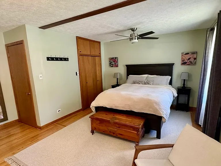 701 Dell Ln — Photo 8