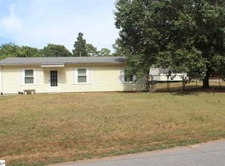 104 Nottingham Way, Easley, SC 29640