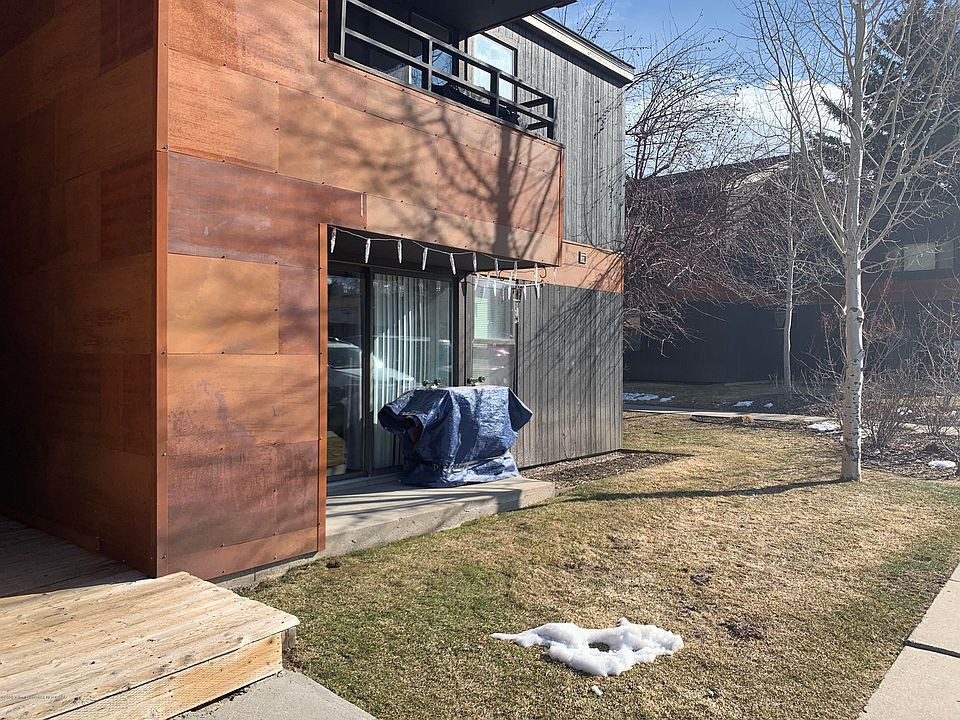 1st image of 355 W Deloney Ave APT B-7