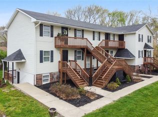 1420 SW Jefferson St, Lees Summit, MO 64081