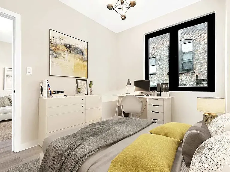 221 E 105th St #4D — Photo 4