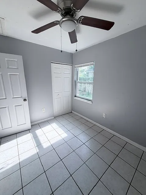 2 bed, 700 sqft, $1,300 — Photo 4