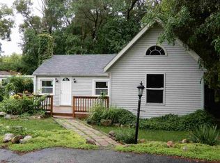 916 Talmadge Ave, Machesney Park, IL 61115