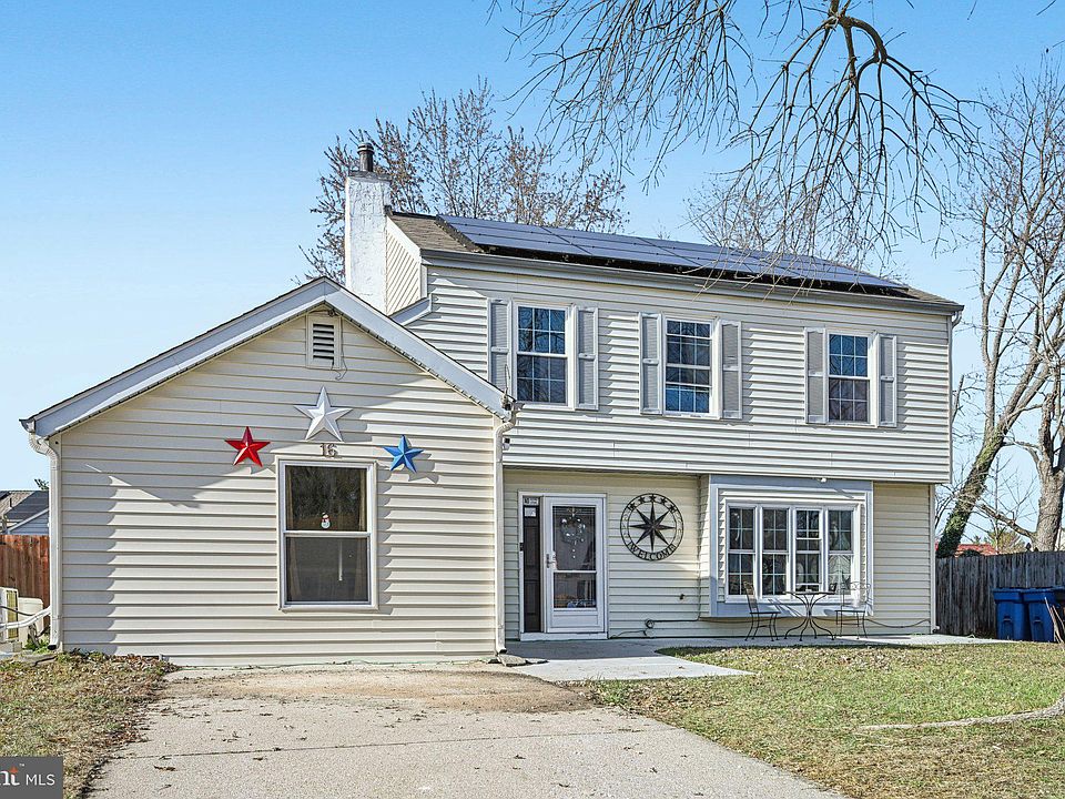 1st image of 16 Cedarwood Pl