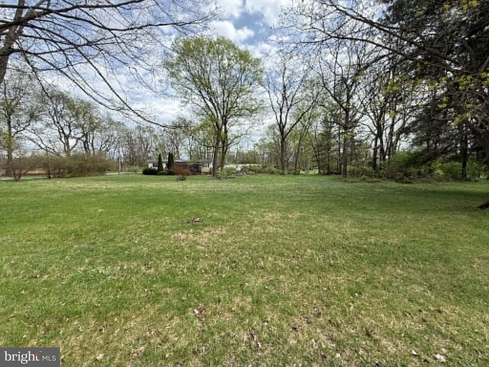 1st image of 376 Logie Ln