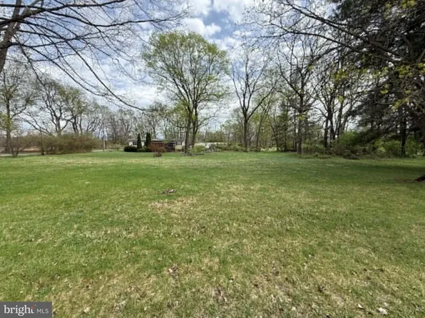 376 Logie Ln, Kearneysville, WV 25430