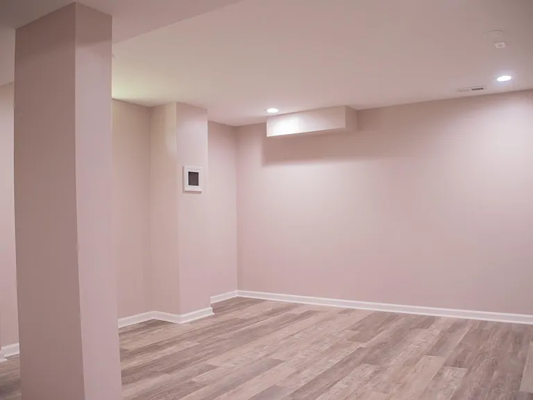 10705 Elkington Ln — Photo 22