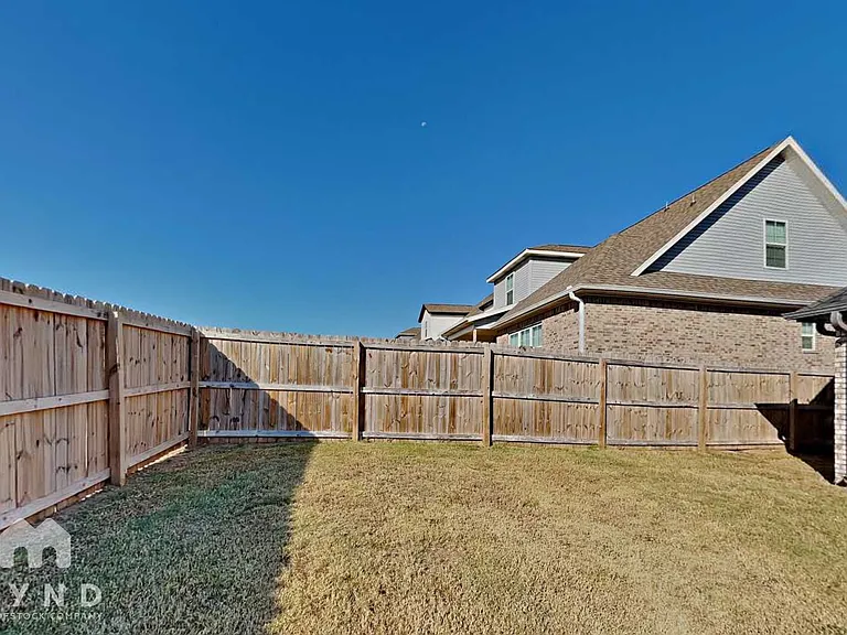 5903 SW Gentle Winds Ave — Photo 24