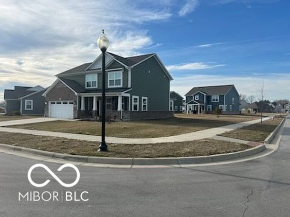 1670 Crossley St, Fortville, IN 46040