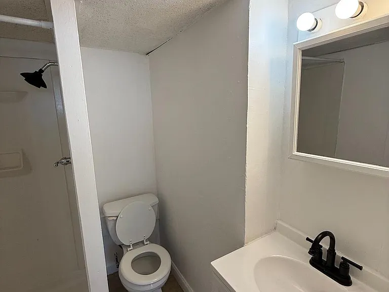 4427 Vista St — Photo 20