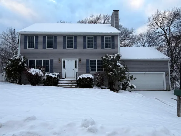 25 Wren Ter, Quincy, MA 02169