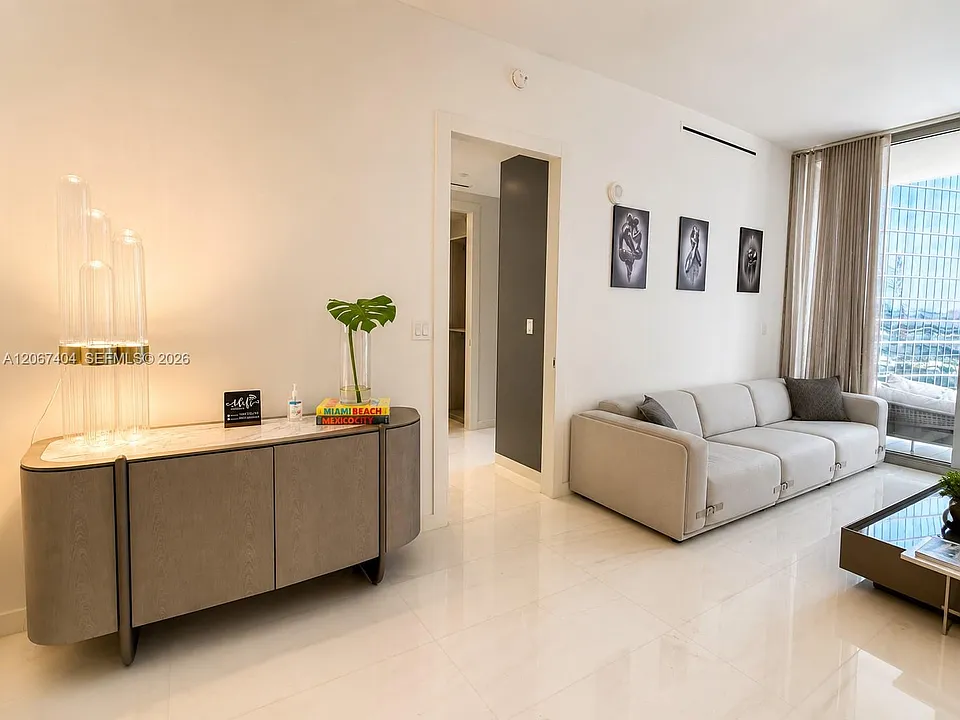 300 Biscayne Boulevard Way #2609W