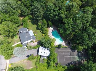 25 Nautilus Dr, Leonardo, NJ 07737
