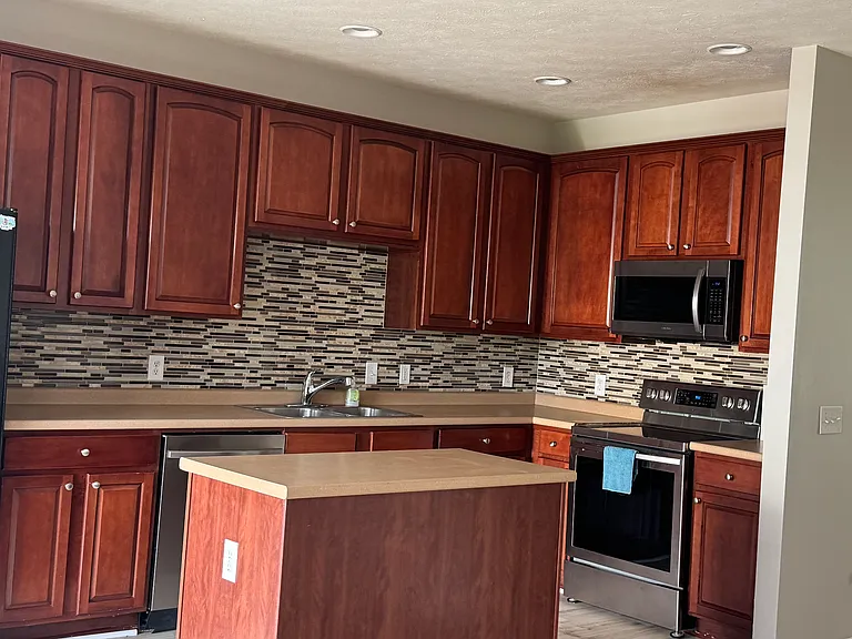 13340 Golden Gate Dr W — Photo 6