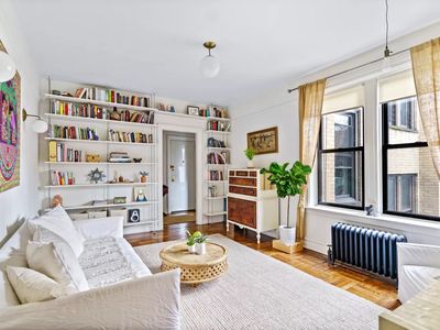 277 Washington Ave APT 3I, Brooklyn, NY, 11205