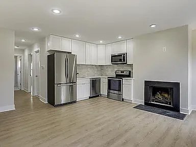 8 O St SW #1 — Photo 3