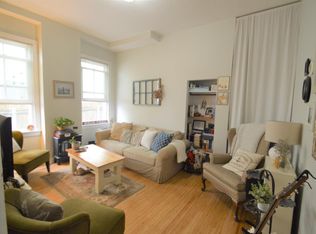 19 Thames St APT 1R, Newport, RI 02840