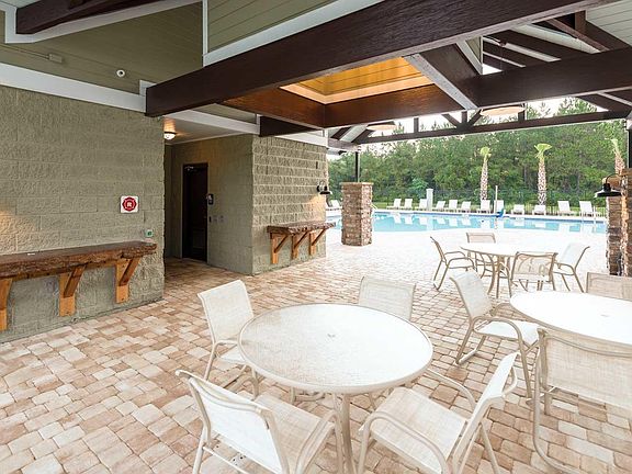 5th image of 236 Caretta Cir