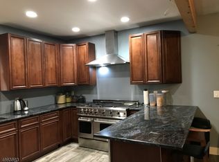 45 Philip Pl, Irvington, NJ 07111