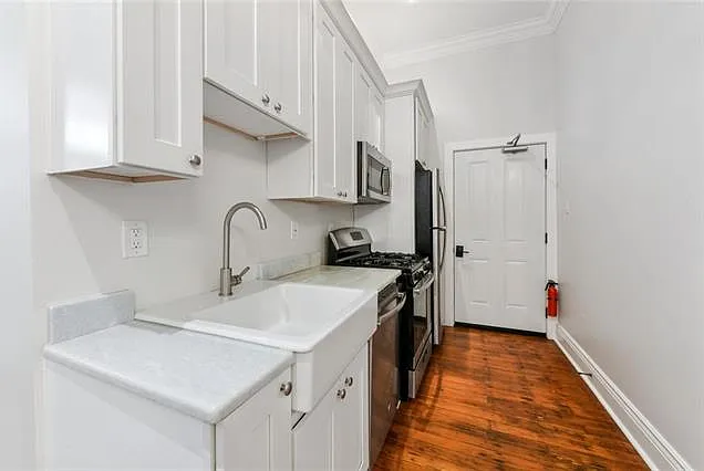 1 bed, 2.0 bath, 600 sqft, $1,600 — Photo 4