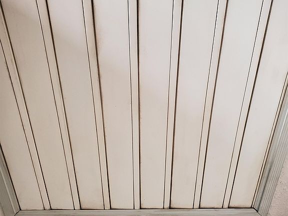 Attic fan helps save money on electricity bills