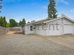 617 3rd St NE APT B, Puyallup, WA 98372