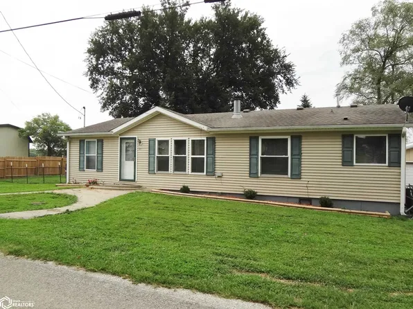 401 Oak St, Braddyville, IA 51631
