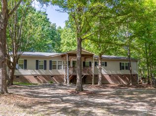 208 N Pointe Dr, Louisburg, NC 27549