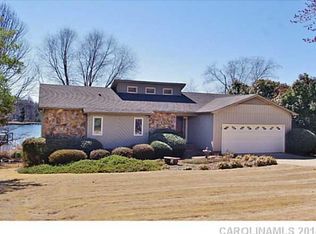 2994 S Lakeshore Rd, Denver, NC 28037