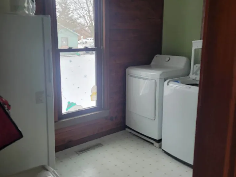105 Lakeshore Dr NW — Photo 15