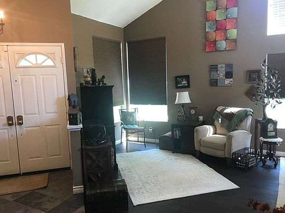 2nd image of 9897 Pebble Brook Dr