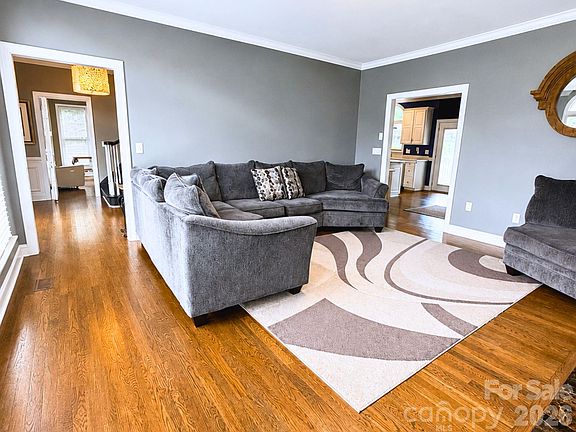 4th image of 4215 3rd St NW