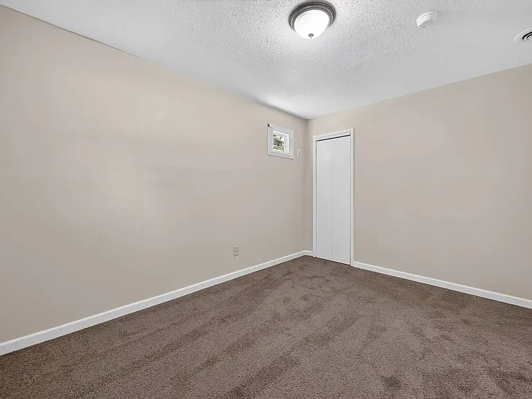 6 Amelia Dr — Photo 17