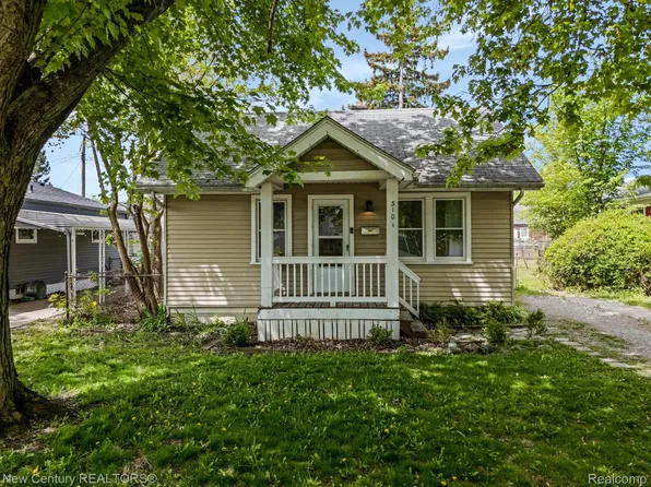 3101 Robina Ave, Berkley, MI 48072