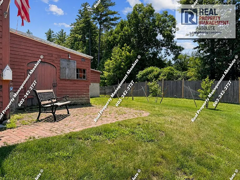 208 Manchester St — Photo 36