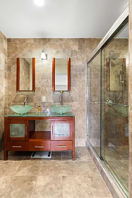 Sold by Compass | media 7