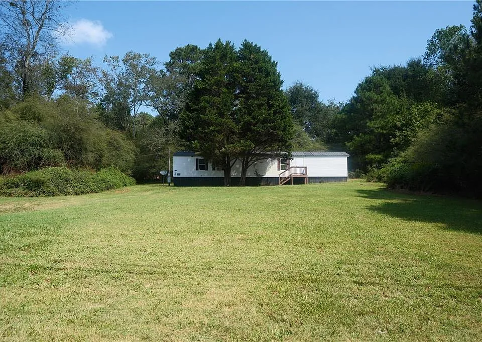 6175 Leigh Ln