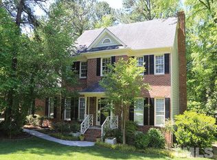 106 Blythewood Ct, Cary, NC 27513